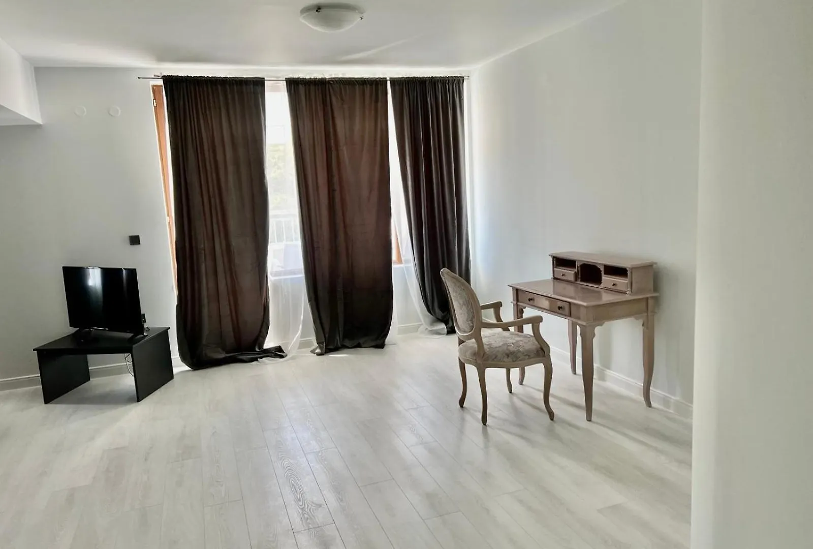 Continental Apartments Золотые Пески Апарт-отель