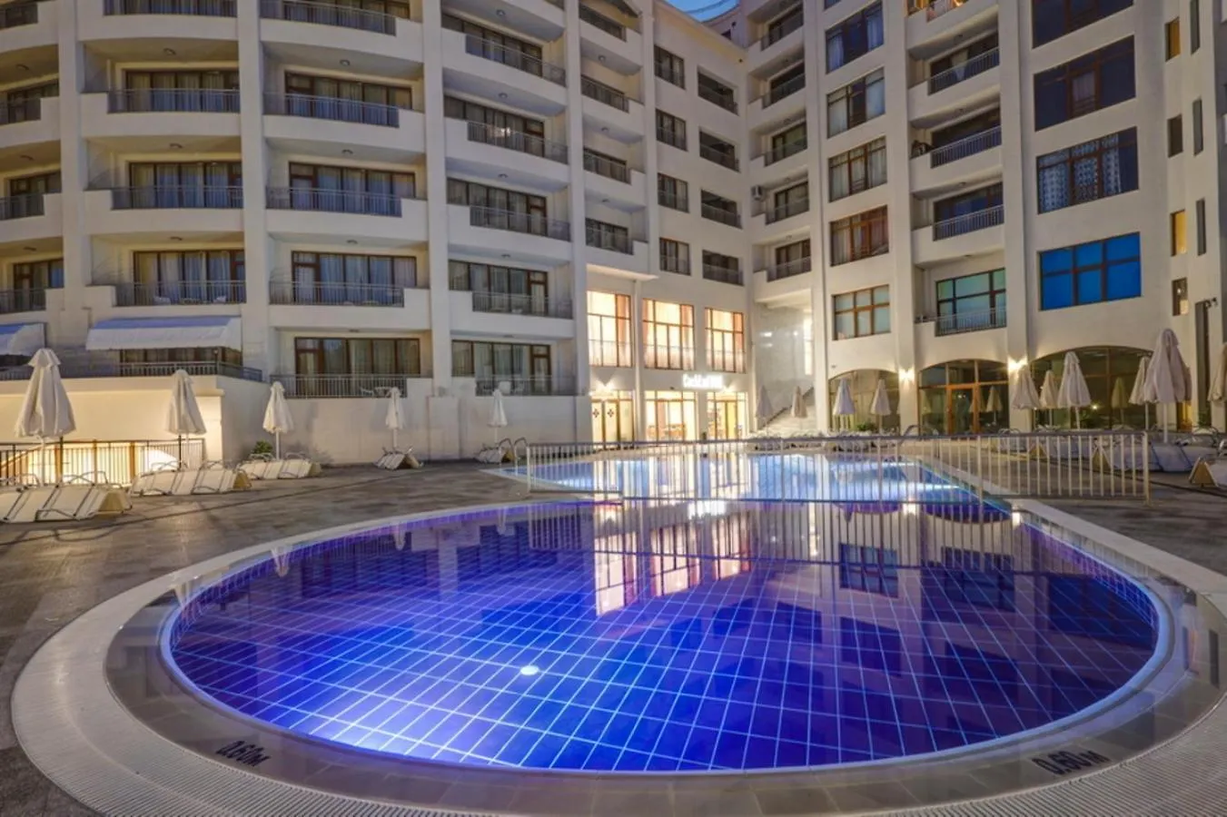 Continental Apartments Golden Sands Aparthotel